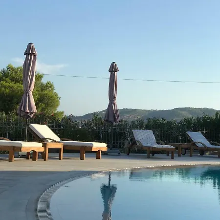 In Kostoula Villa